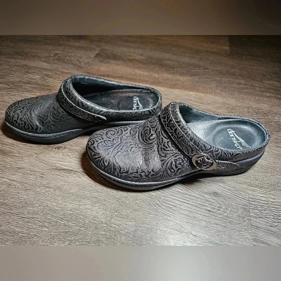 Dansko Shoes Allison Black Mule Clogs - Picture 4 of 6